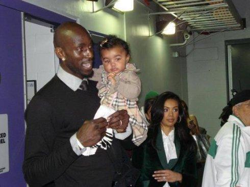 他已经引起 他已经引起