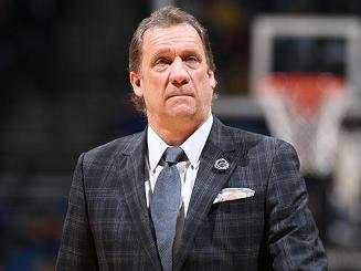 球权也能贡 球权也能贡